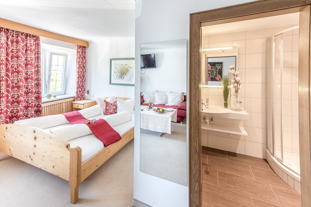Einhorn Schaller Guest house Schwaz